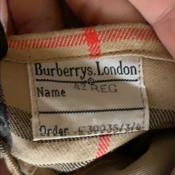 Vintage Burberry long trench coat - Picture 6 of 7
